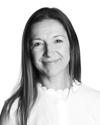 Porträttbild på Lavinia Strömberg