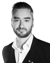 Porträttbild på Daniel Gaal