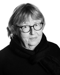 Porträttbild på Pernilla Sjöberg