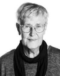 Porträttbild på Eva-Britt Svensson