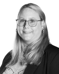 Porträttbild på Jenny Karlsson