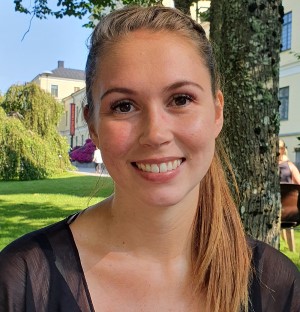 Denise Hansson.jpg