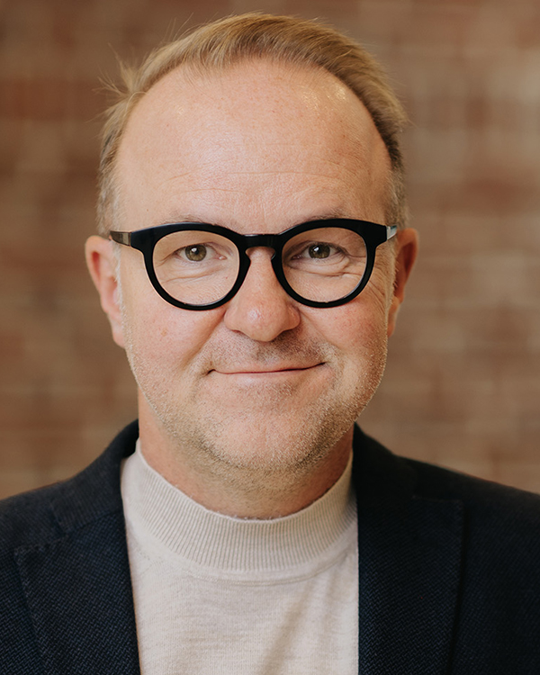 Porträtt Oskar Ekelund